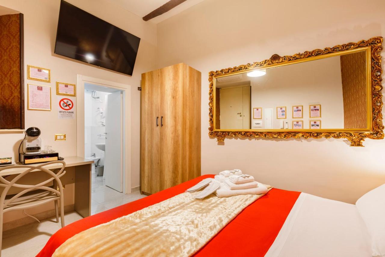 Spinacorona Room Napoli Exterior foto
