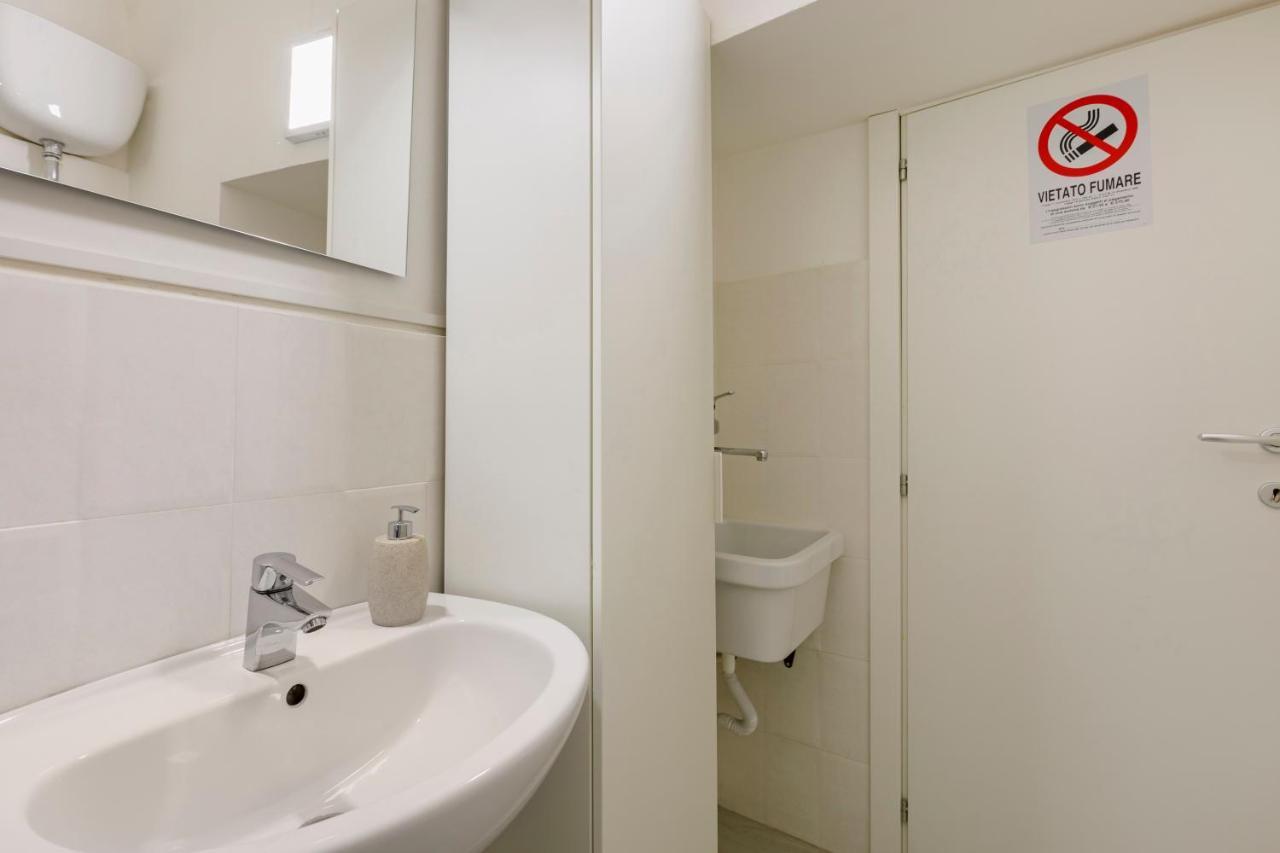 Spinacorona Room Napoli Exterior foto